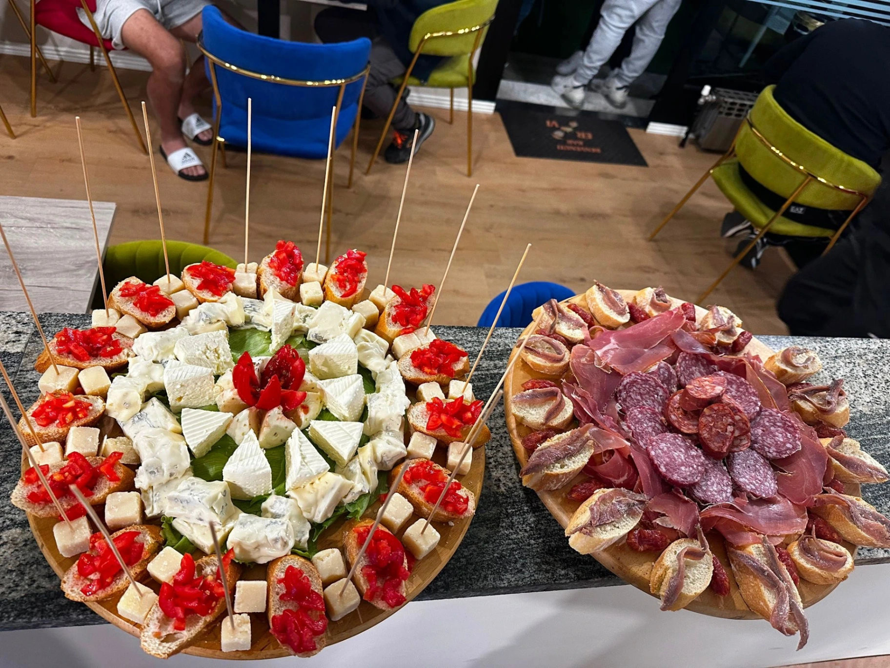 Taglieri di formaggi e salumi